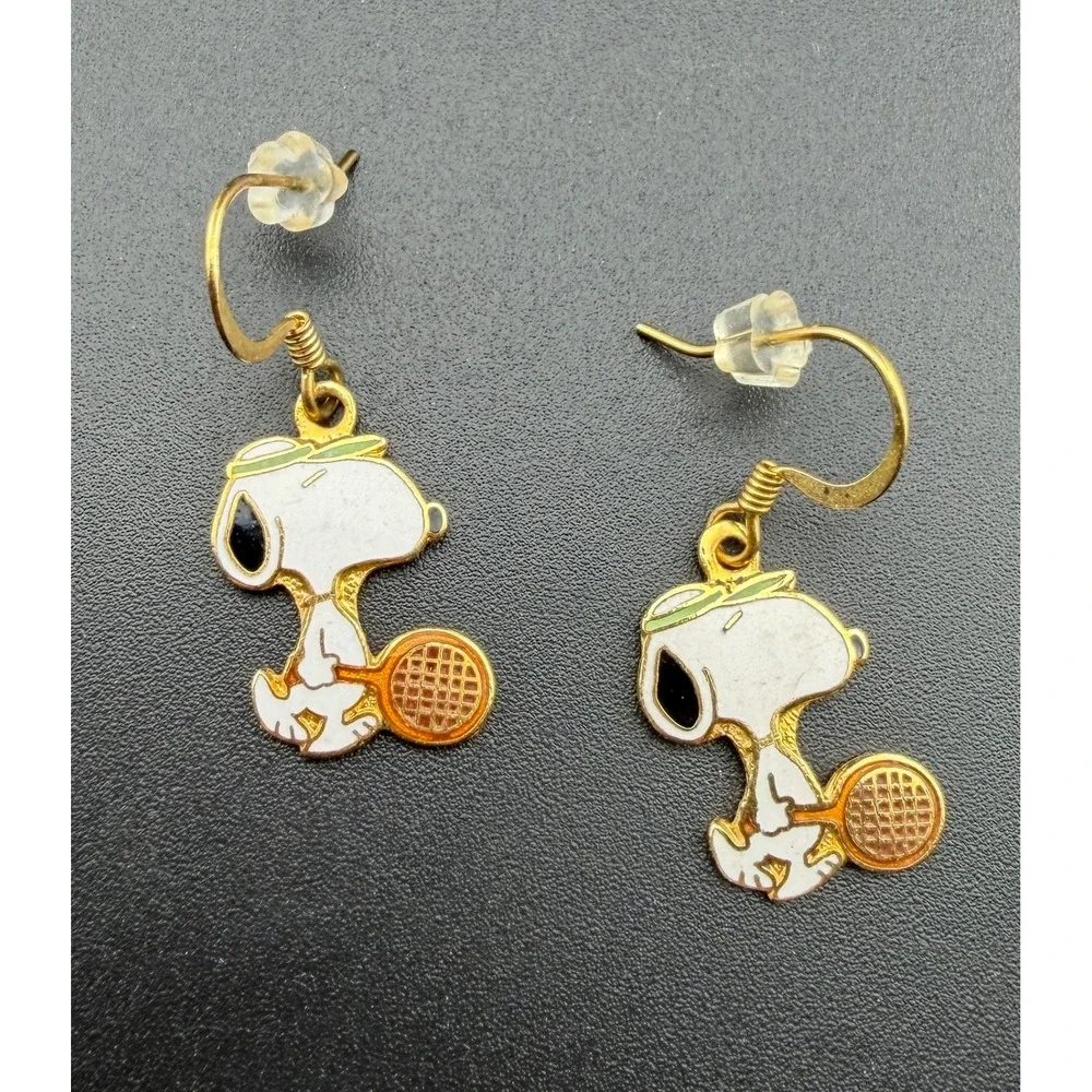 Aviva Taiwan Peanuts Snoopy Tennis Earrings Gold Tone Vintage Enamel READ